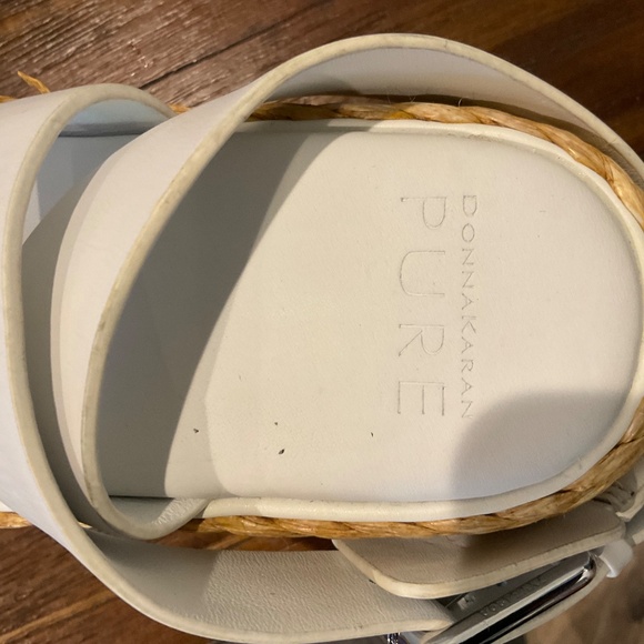 PURE Donna Karan Lolah Ankle Strap Raffia Platform Sandal White Leather Size 7 - Picture 12 of 12